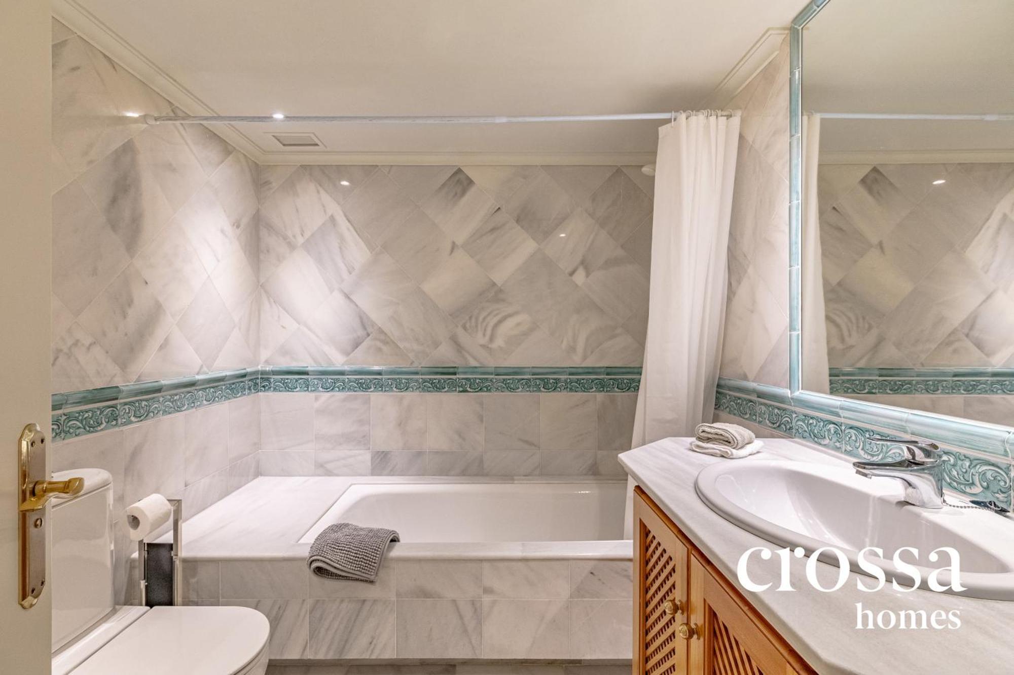 Elegant Golf Apt, Peace, Pool, Panoramic Views Appartement